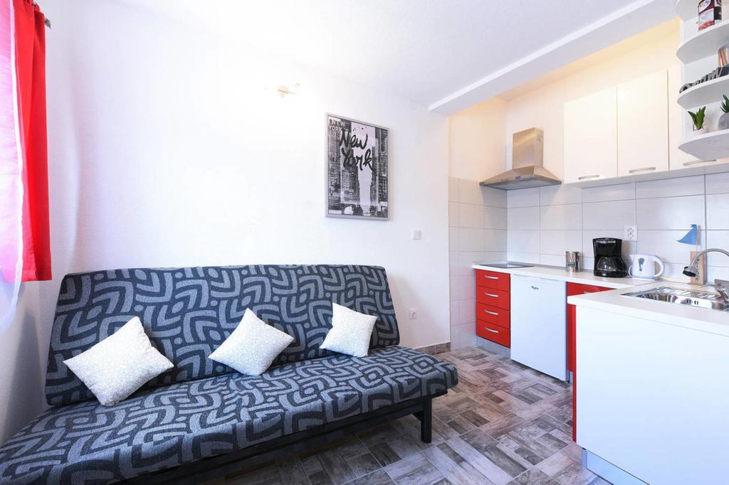 Apartments Sea Star Ivana Marina Exterior foto